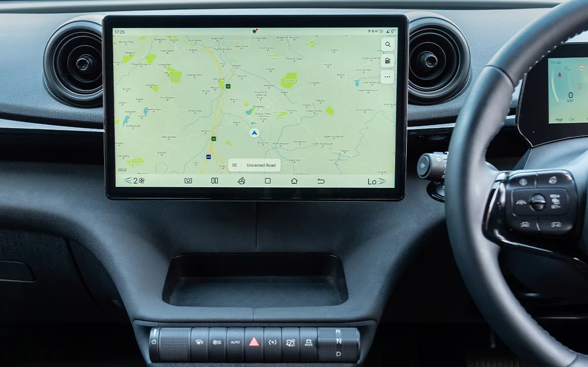 BYD Dolphin infotainment